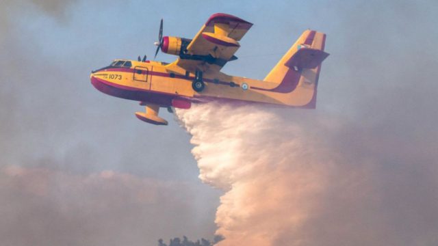 Συναγερμός στη Λέσβο: Πυρκαγιά στη Σκάλα Ερεσσού – Ενισχύθηκαν οι εναέριες δυνάμεις
