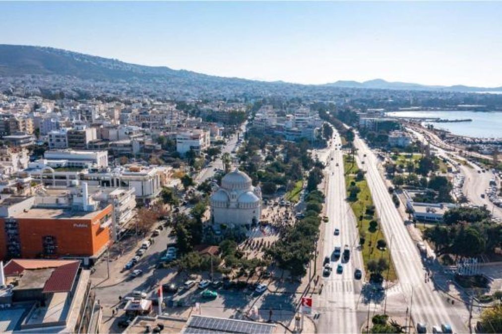 Η Αθήνα των αντιφάσεων: πλούτος, πίεση και αστική φθορά
