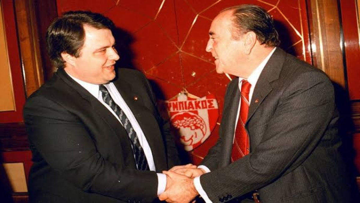 Η Ειδική Ανακριτική Επιτροπή και η κρίση του πολιτικού συστήματος