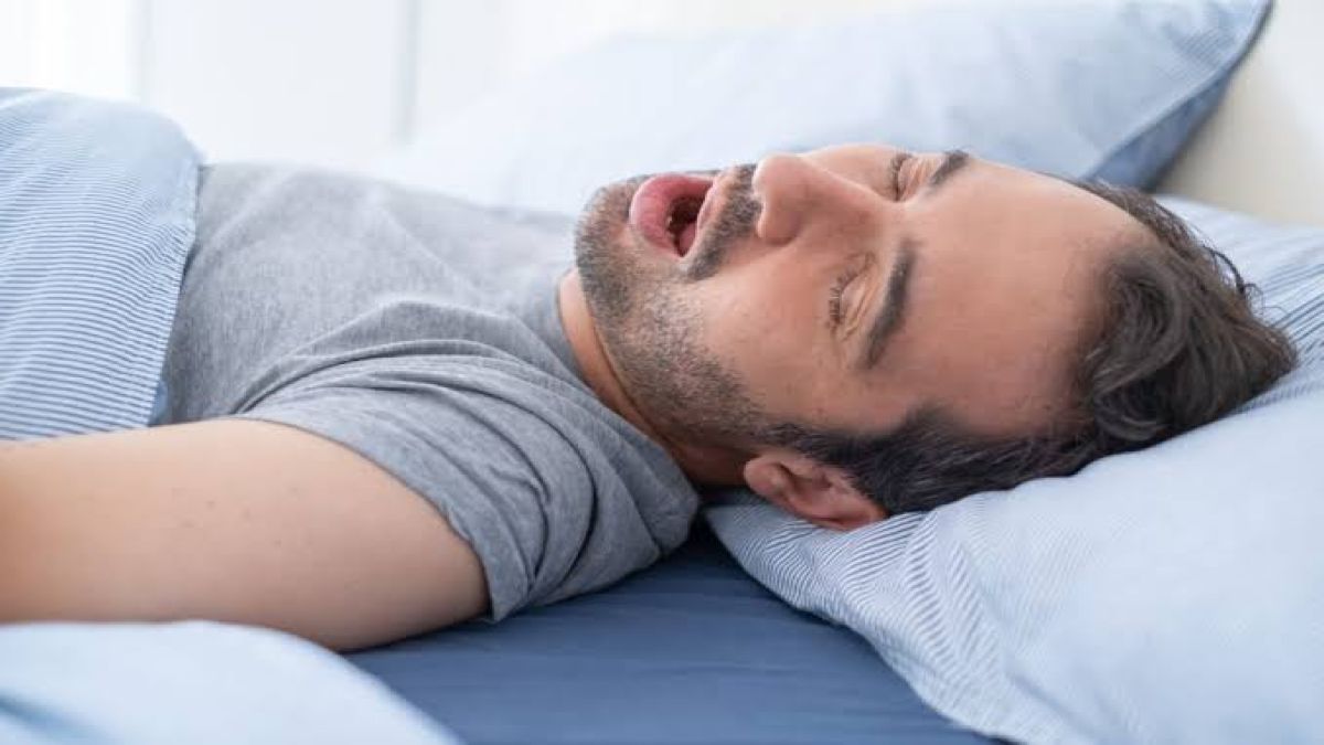 Αν ροχαλίζεις στον ύπνο σου, το σώμα σου ίσως προσπαθεί να σε προειδοποιήσει