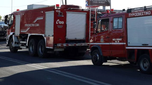 Φωτιά στην Πάρο: Ήχησε το 112 για εκκένωση – Μεγάλη κινητοποίηση της Πυροσβεστικής
