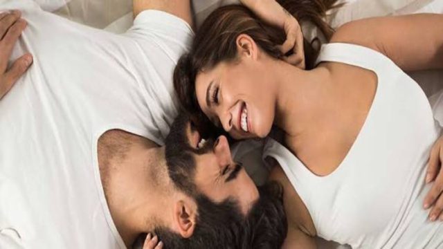 Σχέσεις και οικειότητα: Η σημασία της επικοινωνίας, της εμπιστοσύνης και της φροντίδας