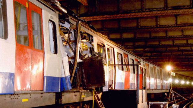 Σαν σήμερα, 7 Ιουλίου 2005: Η ημέρα που το Λονδίνο πάγωσε – Οι τέσσερις εκρήξεις που αποκάλυψαν τη νέα εποχή του τρόμου
