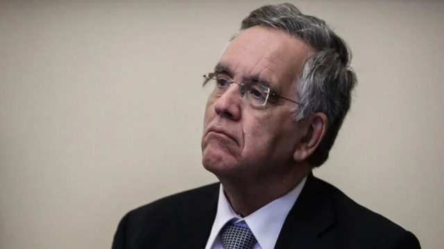 Ο Ισίδωρος Ντογιάκος στόχος του Αιγύπτιου με τη χειροβομβίδα – Ποιος είναι ο πρώην Εισαγγελέας του Αρείου Πάγου