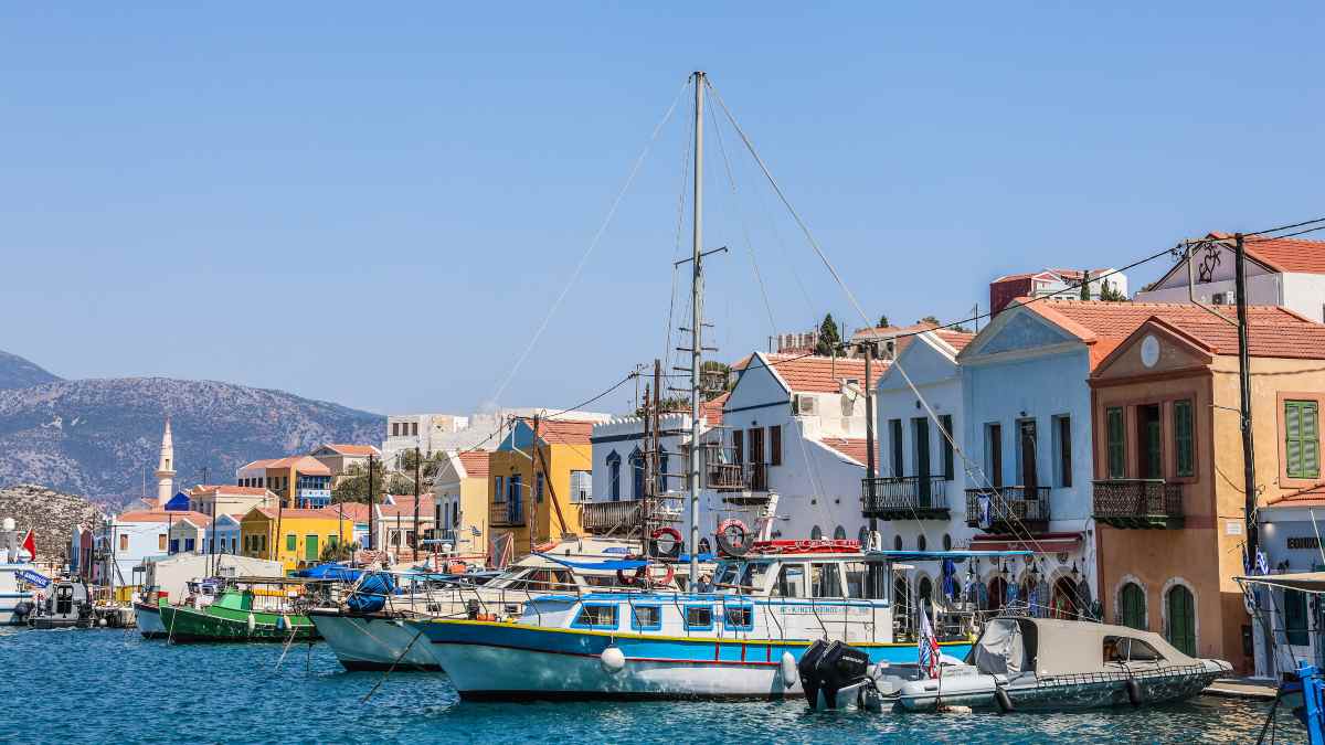 Καστελόριζο: Η μαγεία της απομόνωσης σε ένα κοσμοπολίτικο σκηνικό