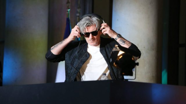 Σοκ: Πέθανε ο DJ Kavinsky σε ηλικία 50 ετών