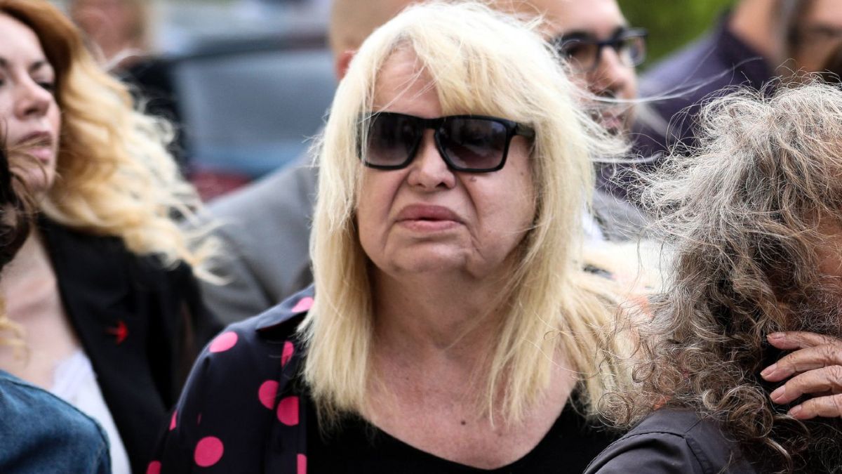 Πέθανε η Πάολα Ρεβενιώτη στα 68 της χρόνια – Ήταν η τρανς πρωτοπόρος του ΛΟΑΤΚΙ κινήματος