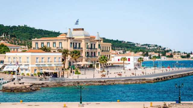 Οι Σπέτσες του καλοκαιριού 2026: Εμπειρίες, ενέργεια και μια Αρμάτα γεμάτη εκπλήξεις