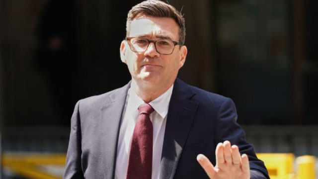 Η τελευταία ομιλία του  Κιρ Στάρμερ – Νέος πρωθυπουργός ο Άντι Μπέρναμ