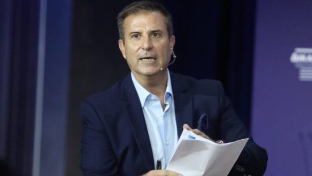 Παναγιώτης Στάθης: Οι υποσχέσεις, η ρήτρα των 100.000 ευρώ και το «διαζύγιο» με τον ΑΝΤ1 – Τι συνέβη με τον Άκη Παυλόπουλο