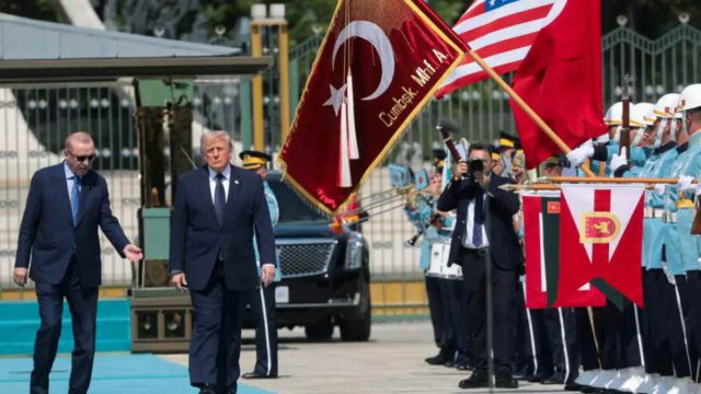 Στο Λευκό Παλάτι ο Ντόναλντ Τραμπ για τη συνάντηση με τον Ερντογάν