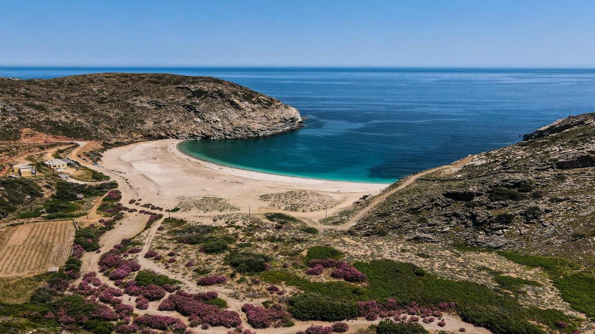 Άνδρος: Οι παραλίες-διαμάντια που πρέπει να ανακαλύψεις αυτό το καλοκαίρι