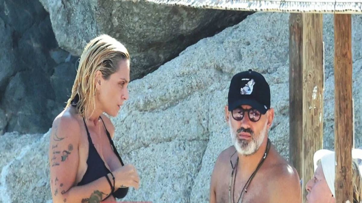 Ελεωνόρα Ζουγανέλη: Η βραδινή έξοδος με τον Νίκο Συρίγο και το look που σχολιάστηκε έντονα
