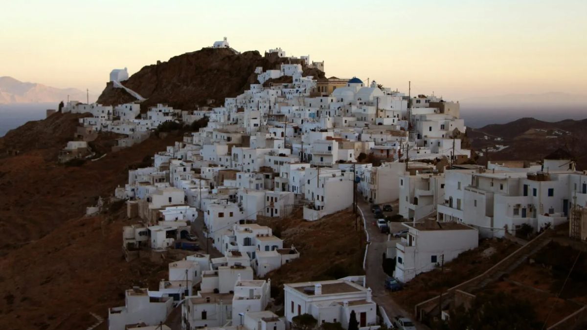 Γιατί η Σέριφος είναι το νησί που πρέπει να γνωρίσεις πριν γίνει το επόμενο μεγάλο trend