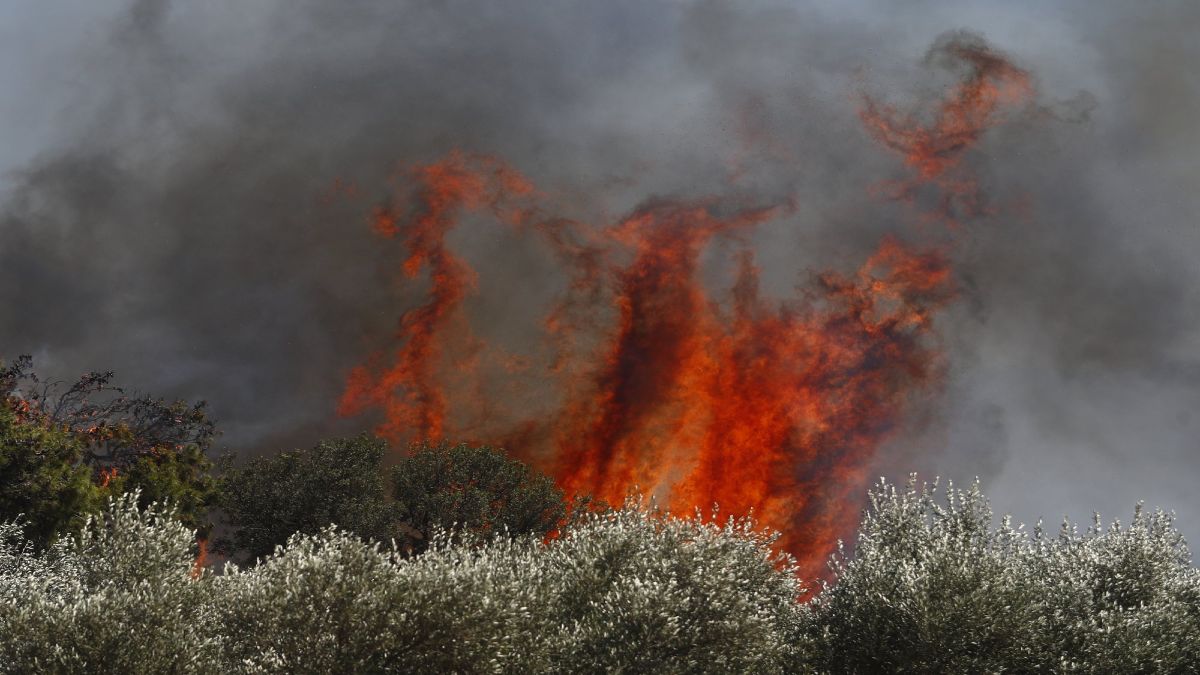 Ρέθυμνο: Φωτιά σε εγκατάσταση δίπλα στον ΒΟΑΚ – Μεγάλη κινητοποίηση της Πυροσβεστικής