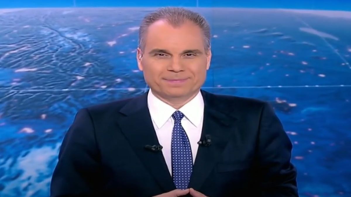 Το άγνωστο παρελθόν του Νίκου Στραβελάκη και η γυναίκα που του έκλεψε την καρδιά