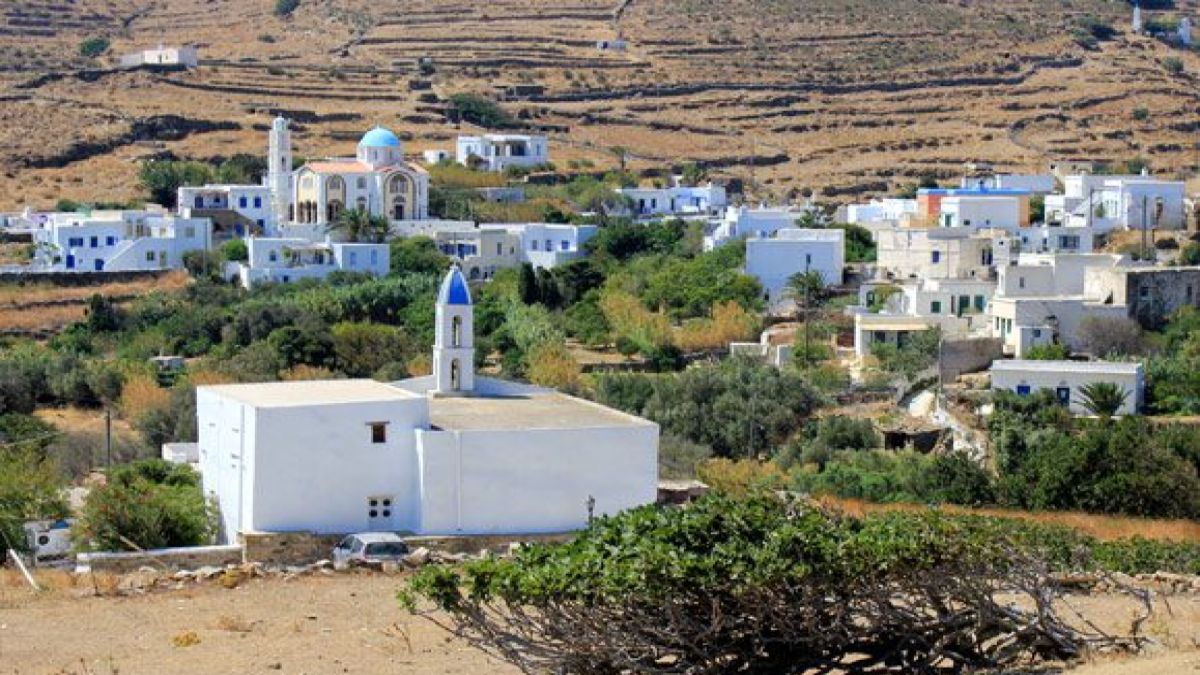 Το «Μακελειό» της Τήνου: Το ιστορικό καφενείο με το πιο παράξενο όνομα στις Κυκλάδες
