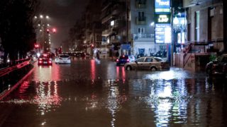 Απότομη ανατροπή στο σκηνικό του καιρού: Δείτε ποιες περιοχές κινδυνεύουν από ξαφνικές καταιγίδες