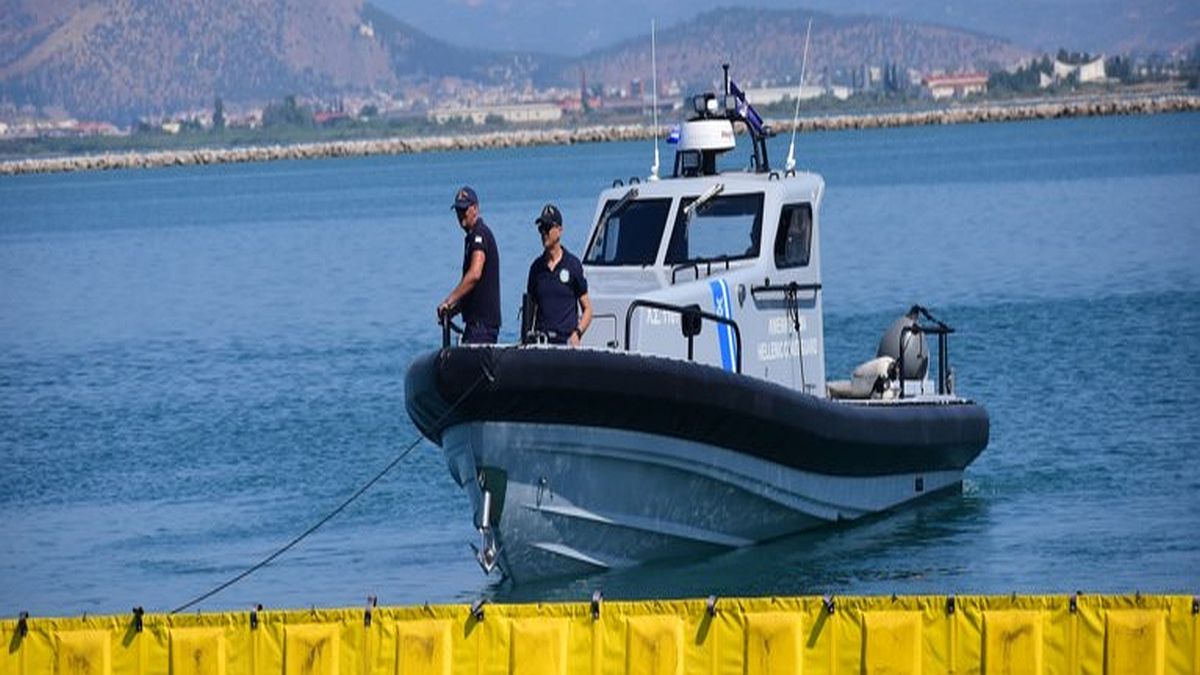 Θρίλερ στη Σύμη: Διασώθηκαν οι 7 από τους 8 ναυαγούς – Σε εξέλιξη η αγωνιώδης έρευνα για τον αγνοούμενο