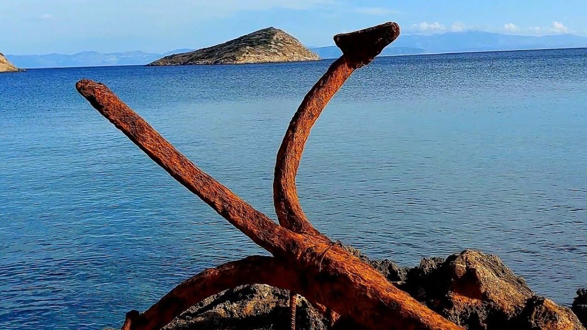 Τραγωδία στο Πόρτο Ράφτη: 58χρονος ανασύρθηκε χωρίς τις αισθήσεις του από την παραλία «Πανόραμα»