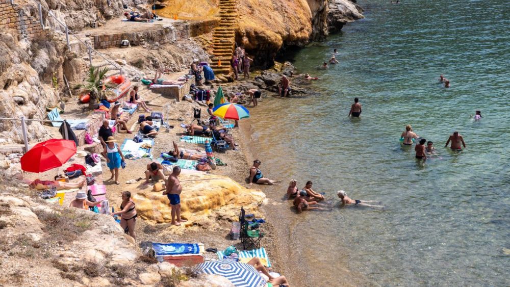 Πρόγραμμα «Τουρισμός για όλους 2026 – 2027»: Ποια ΑΦΜ κάνουν σήμερα (07/08) αίτηση; Αναλυτικός οδηγός – Τα κριτήρια, τα ποσά έως 600€ και τη χρήση της ψηφιακής κάρτας