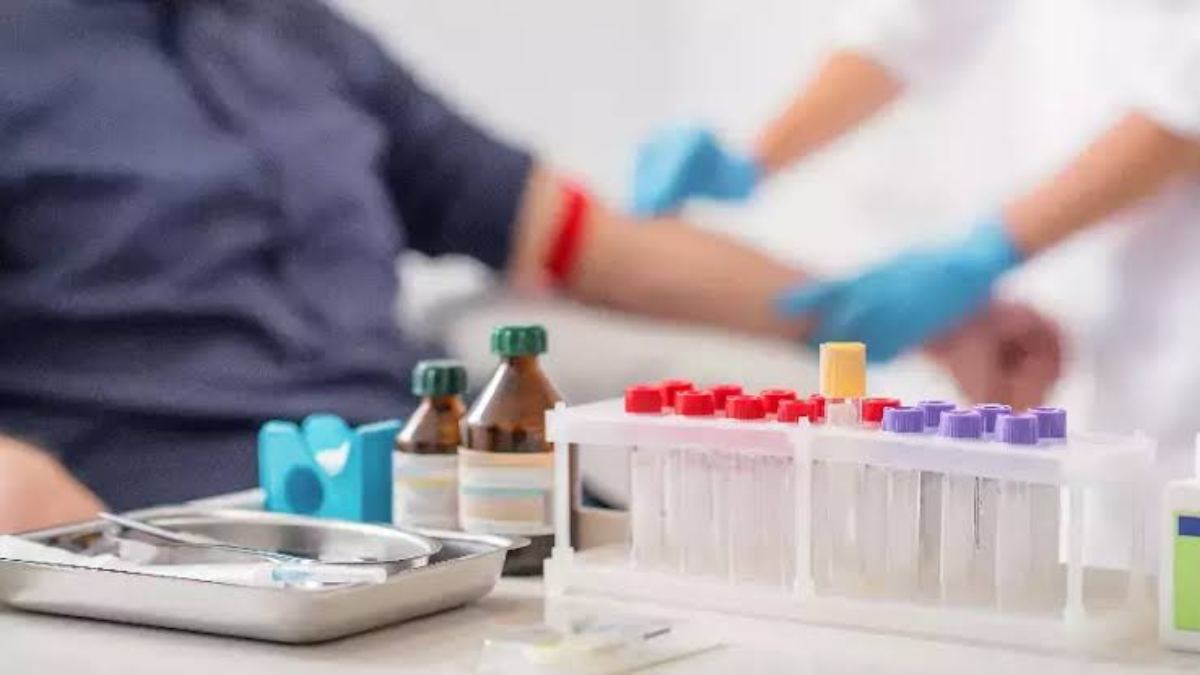 Τα τρία συχνά λάθη πριν τις αιματολογικές εξετάσεις: Πώς επηρεάζονται τα αποτελέσματα