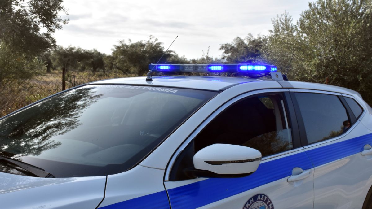 Βόλος: Στο ψυχιατρείο ηλικιωμένος μετά από επεισόδιο με τη σύζυγό του – Την απείλησε με γκλίτσα