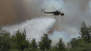 Φωτιά στο Σπήλαιο Ορεστιάδας: Συναγερμός στην περιοχή – Σηκώθηκε ελικόπτερο