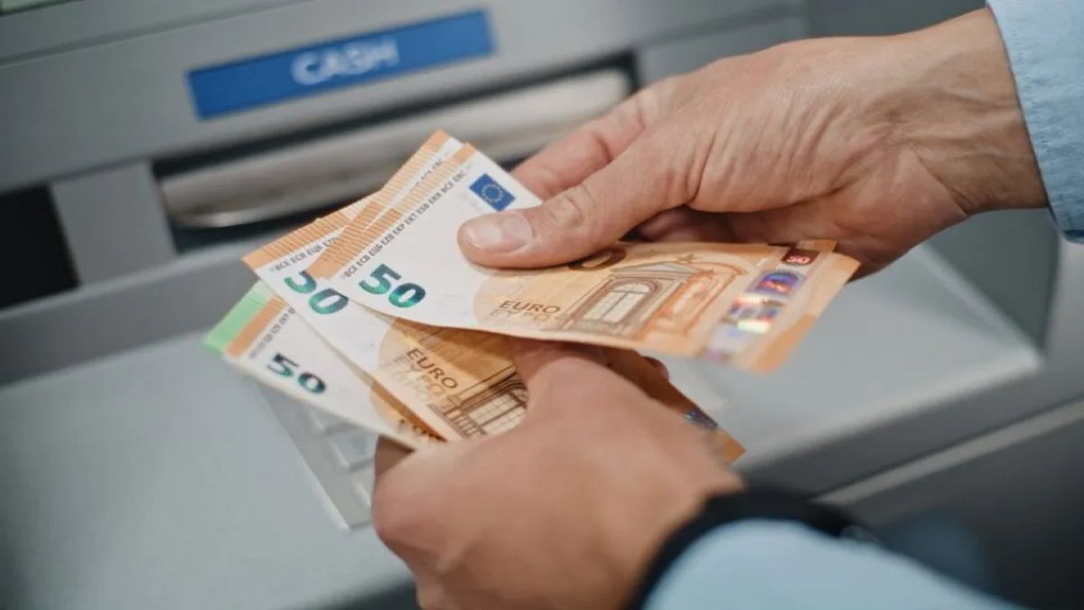 Αυξήσεις στις συντάξεις χηρείας: Ποιοι θα δουν διπλάσιο ποσό στην τσέπη