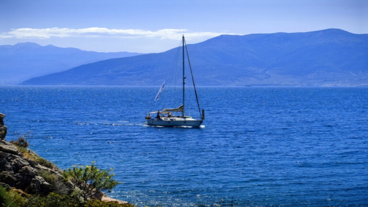 Καιρός: Στα ύψη ο υδράργυρος – Έως 39°C σήμερα, ακόμη περισσότερη ζέστη το Σαββατοκύριακο
