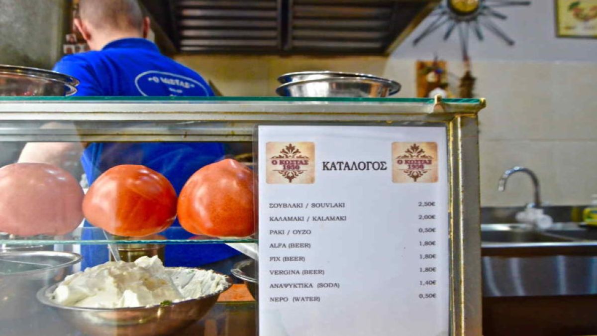 Από ένα καρότσι το 1948 στη Φιλελλήνων: Η ιστορία του Κώστα