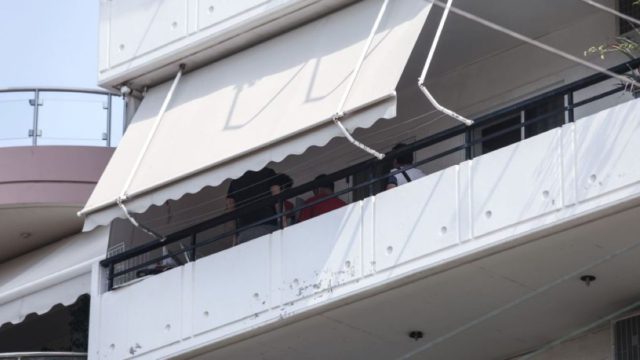 Τραγωδία στο Κιάτο: Νεκρός 40χρονος μετά από πτώση από μπαλκόνι