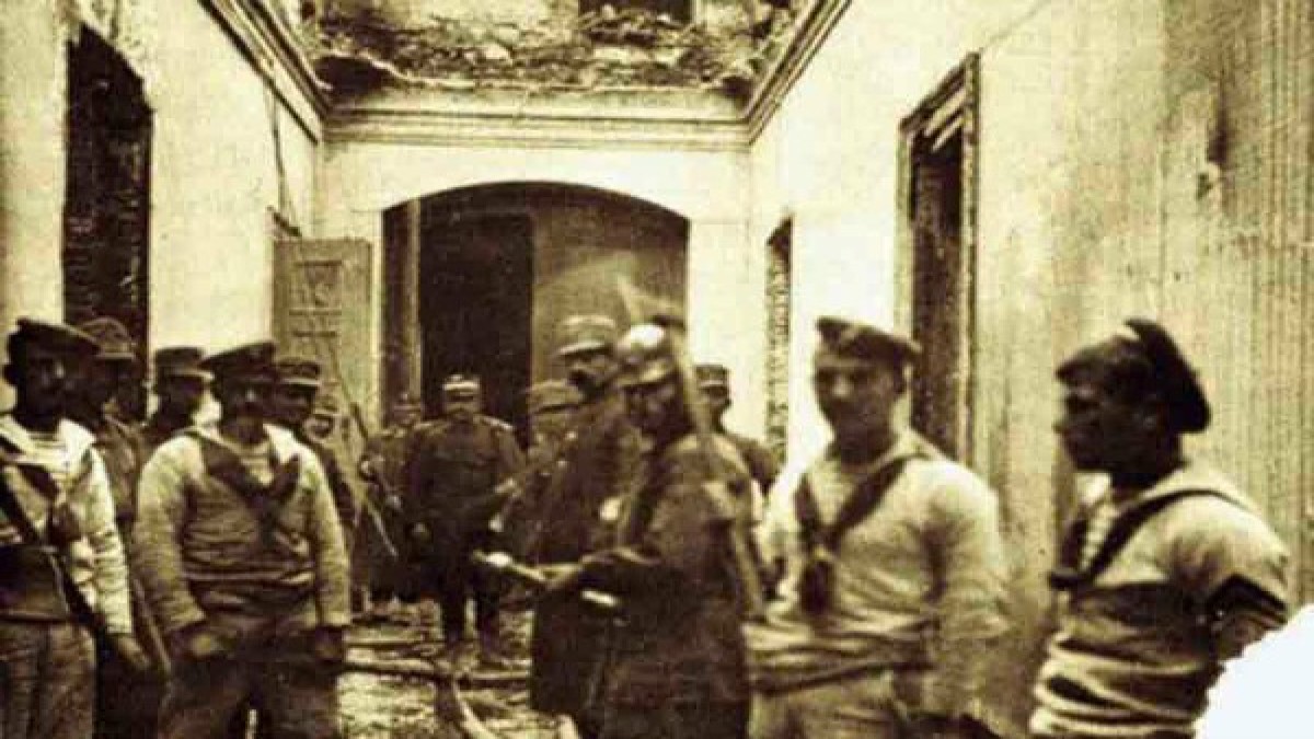 Βουλή των Ελλήνων: Η δραματική νύχτα που το Παλάτι έγινε στάχτη