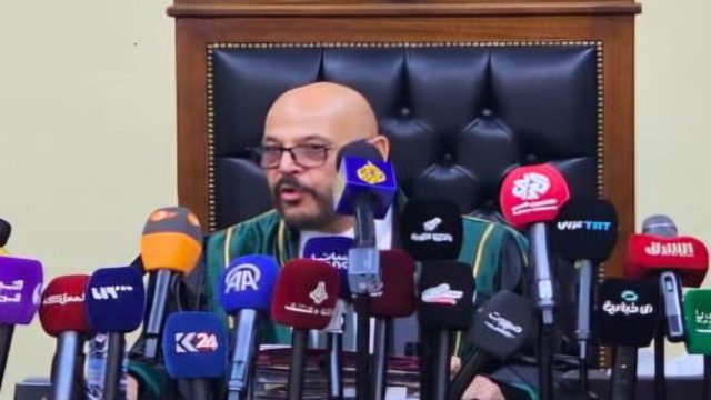 Ο δικαστής που επέβαλε θανατική ποινή στον Άσαντ είχε καταδικαστεί ο ίδιος σε θάνατο από το καθεστώς