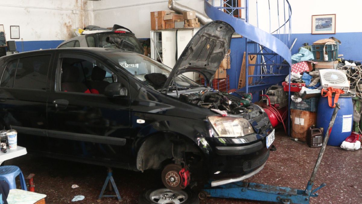 «Θα σε σκοτώσω, θα σου κάψω το μαγαζί»: Άγριο επεισόδιο σε συνεργείο στον Νέο Κόσμο