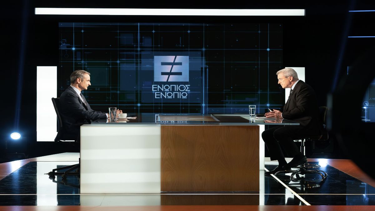 Από το Δώρο στην προκαταβολή: Πώς ο 13ος και ο 14ος μισθός γέμιζαν τις εκθέσεις αυτοκινήτων