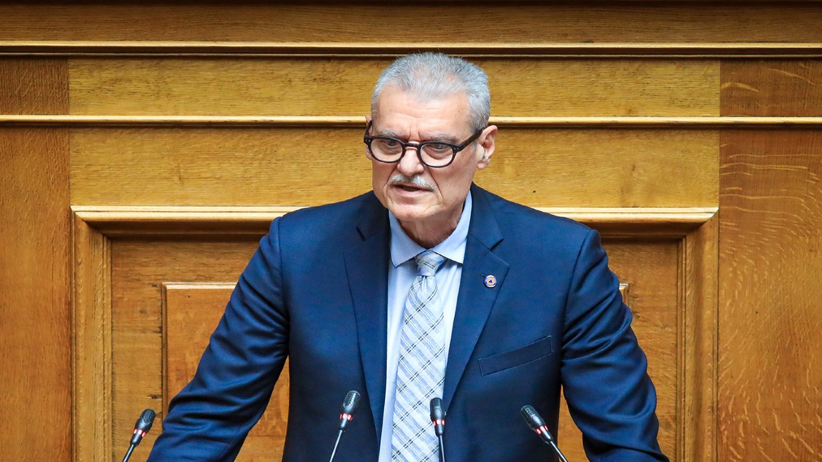 Πυροσβέστες: Περισσότερες υπερωρίες, νυχτερινά και Κυριακές – Η νέα απόφαση της κυβέρνησης