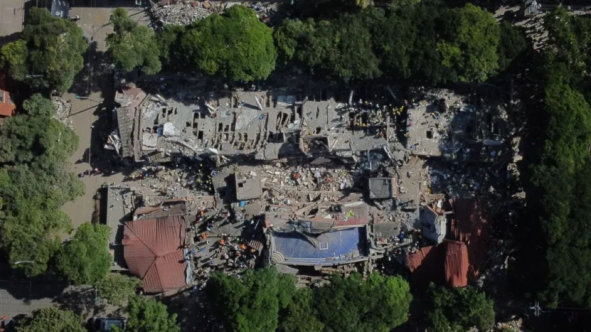 Κολομβία: Τριήμερο εθνικό πένθος για τα θύματα του φονικού σεισμού – Μάχη με τον χρόνο στα συντρίμμια