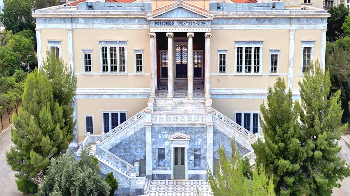 Εξάρχεια: Η άγνωστη ιστορία πίσω από το όνομα της πιο ιδιαίτερης γειτονιάς της Αθήνας