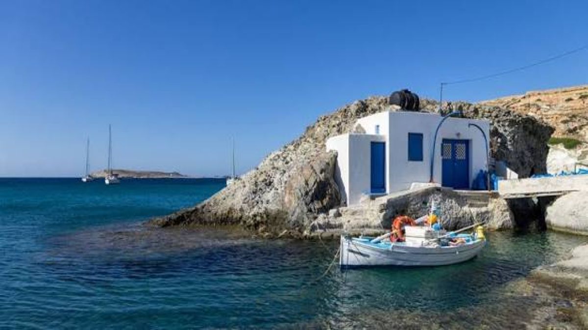 Γιατί η Κίμωλος θεωρείται ένα από τα πιο αυθεντικά νησιά των Κυκλάδων
