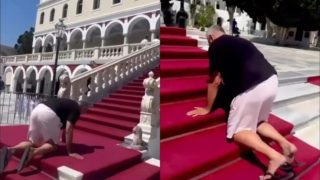 Γιώργος Ντάβλας: Στην Τήνο για προσκύνημα στη Μεγαλόχαρη – Έφτασε γονατιστός στην Ευαγγελίστρια