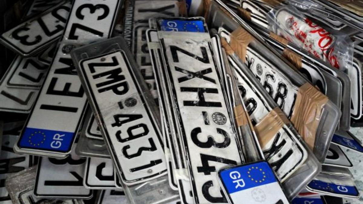 Ριζική αναμόρφωση στην έκδοση πινακίδων: Ψηφιακές διαδικασίες και τέλος στις καθυστερήσεις
