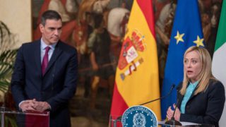 Θέουτα: Στα «χαρακώματα» Σάντσεθ και Μελόνι – Η απάντηση της Ισπανίας με ελέγχους στα σύνορα