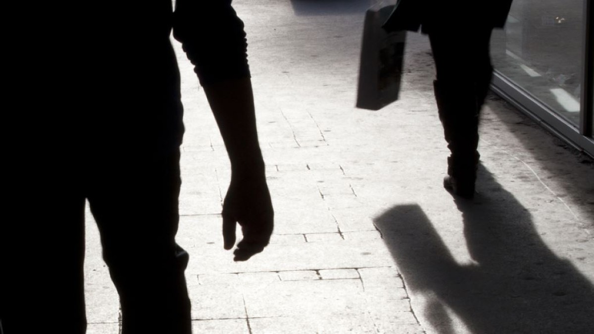 Θεσσαλονίκη: Έγινε η «σκιά» της μετά τον χωρισμό – 8 μήνες φυλάκιση για επίμονη παρακολούθηση