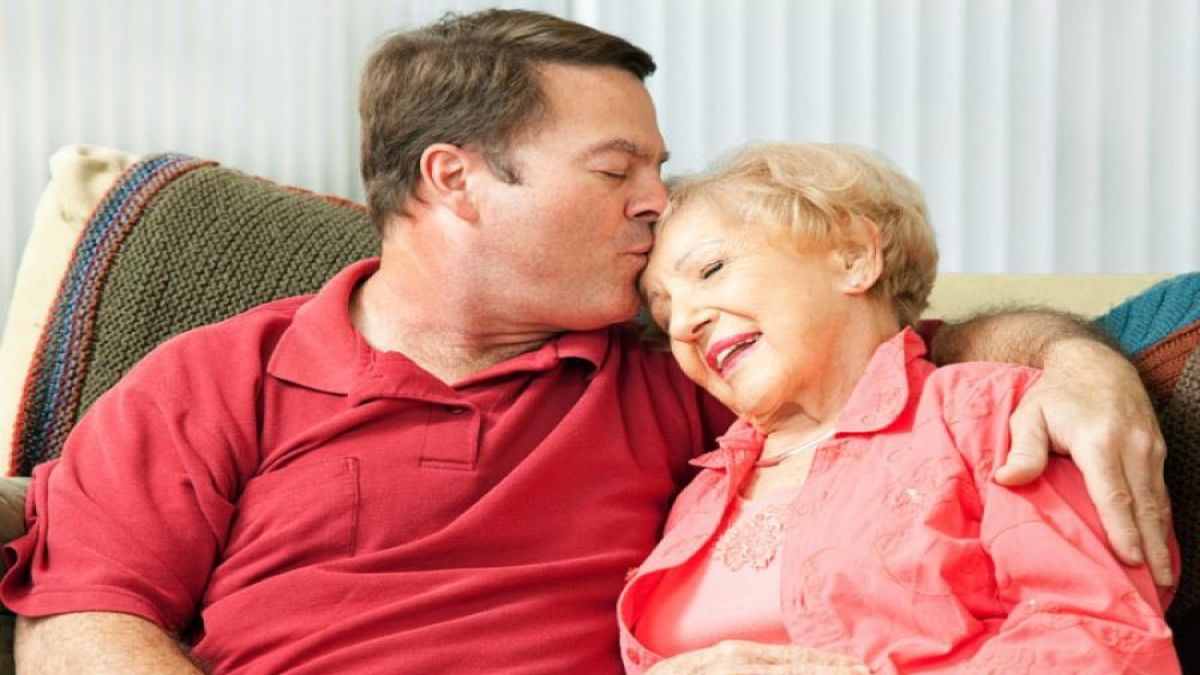 Η σχέση με τη μητέρα μας μάς ακολουθεί σε όλη τη ζωή ειδικά αν είσαι άντρας