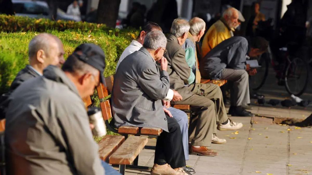«Κλείδωμα» στο πακέτο για συνταξιούχους στη ΔΕΘ: Στο τραπέζι έκτακτο βοήθημα – Τα ποσά που εξετάζονται
