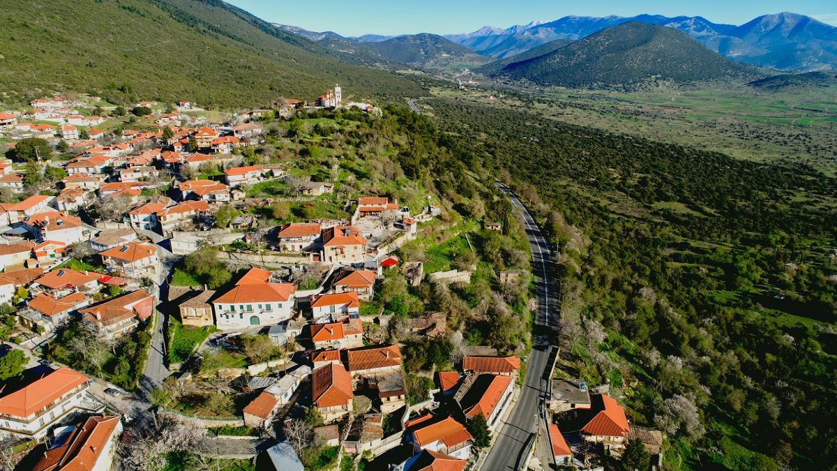 Μια εξαφάνιση, ένα κόκκινο αυτοκίνητο και δεκάδες αναπάντητα ερωτήματα