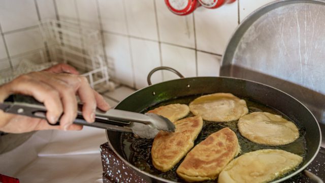 Υπέροχη συνταγή για ποντιακά πισία της γιαγιάς
