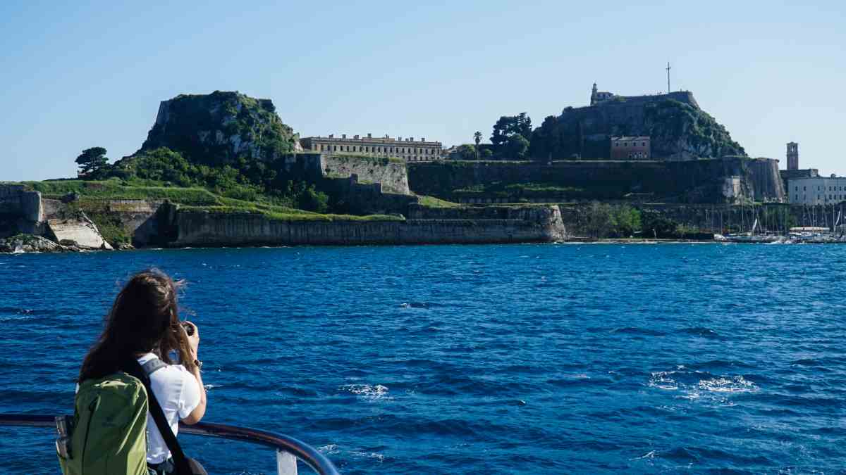 Τουρισμός για Όλους: Έως 21 Αυγούστου οι αιτήσεις – Ποιοι μπορούν να πάρουν το voucher