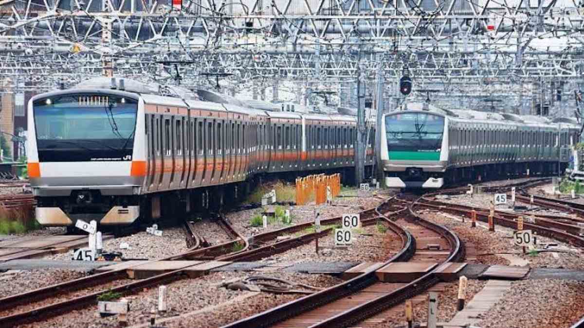 Τραγωδία στην Ιαπωνία: Τέσσερις εργάτες έχασαν τη ζωή τους παρασυρμένοι από τρένο σε σιδηροδρομικές γραμμές
